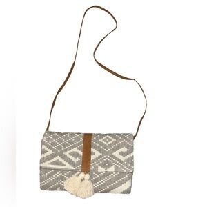 🌟NWT🌟 The Royal Standard Kaylene Convertible Taupe/Cream Crossbody
